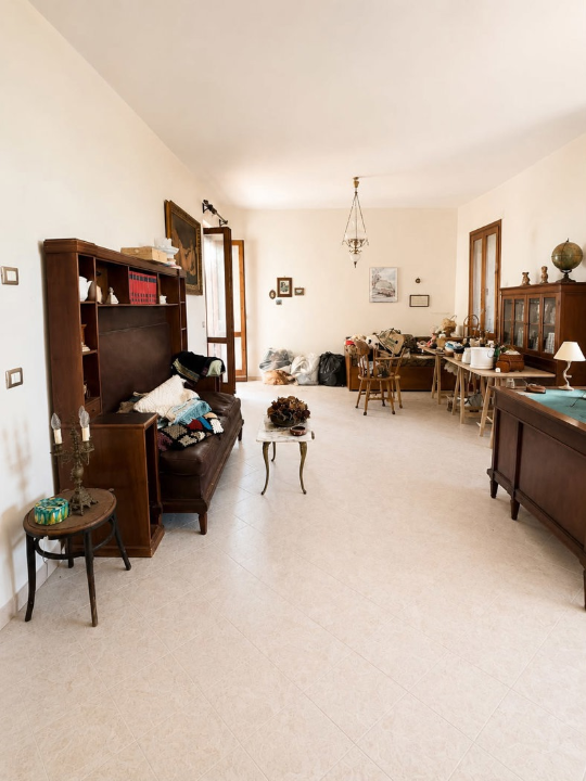 Villa - Image 31