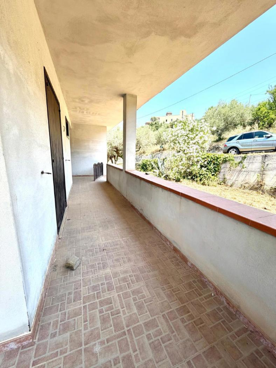 Villa - Image 17