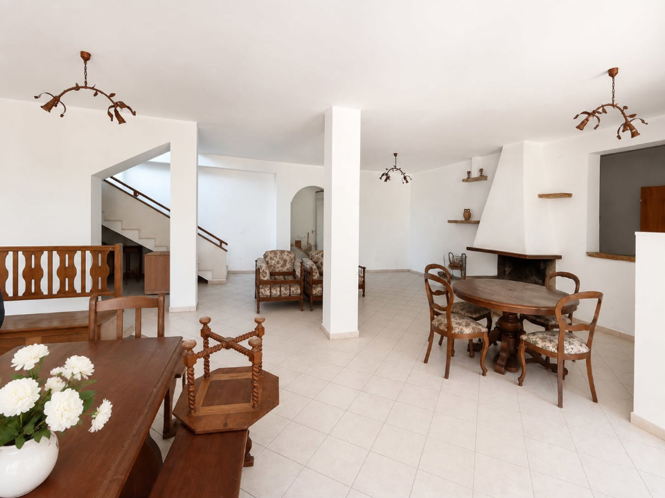 Villa - Image 29