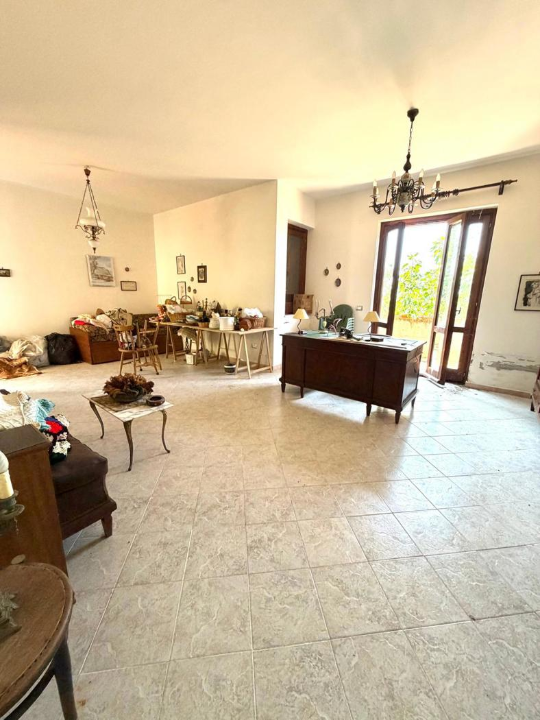 Villa - Image 19