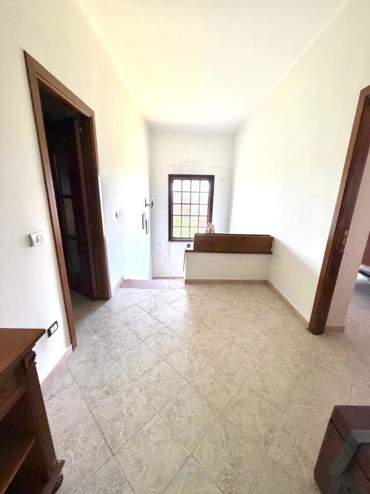 Villa - Image 7