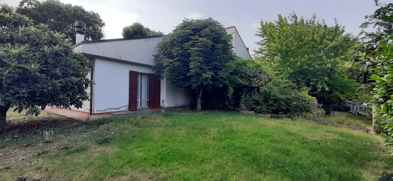 Villa - Image 20