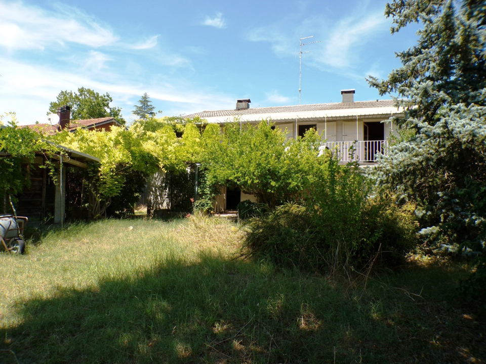 Villa - Image 1