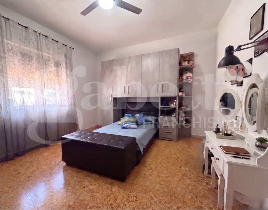 Villa - Image 7