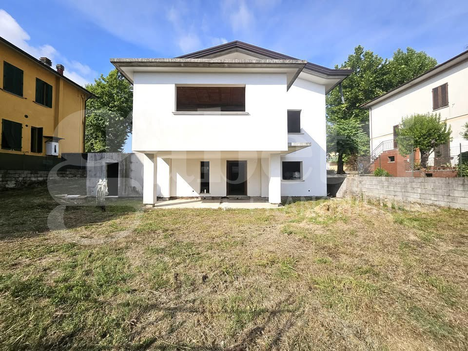 Villa - Image 1