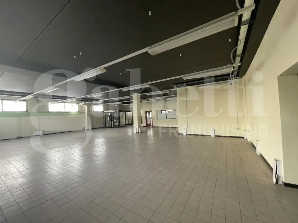 Capannone - Image 13