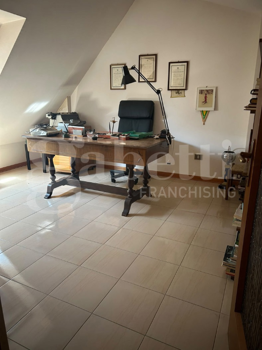 Villa - Image 16