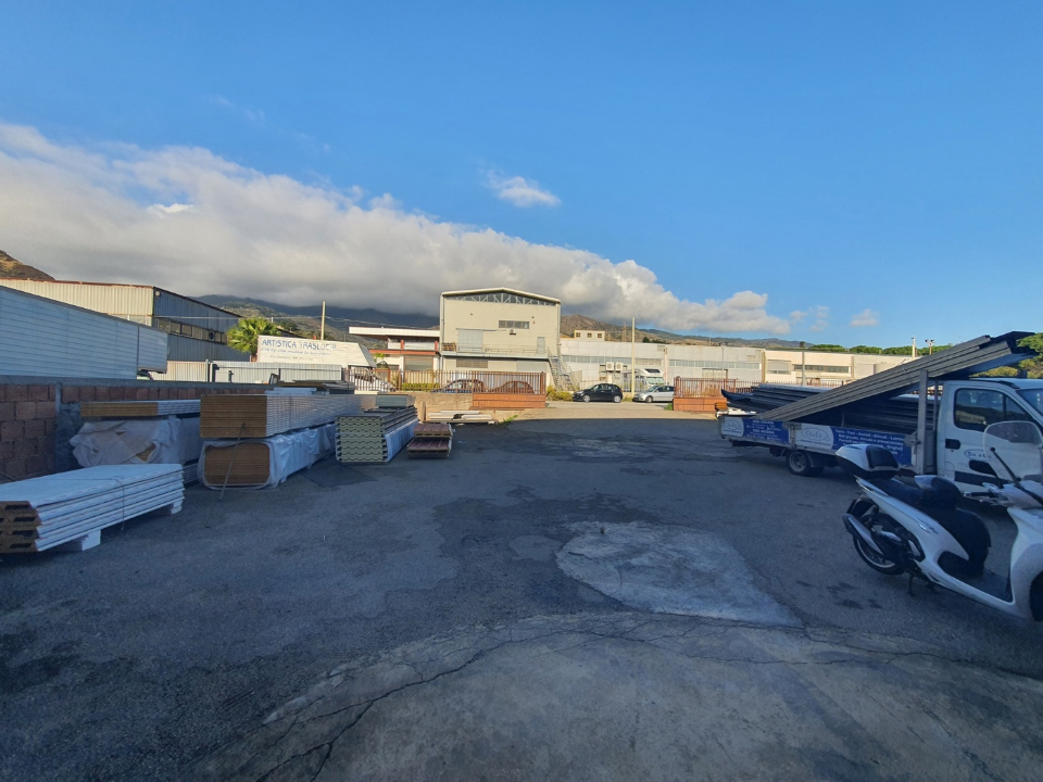 Capannone - Image 11