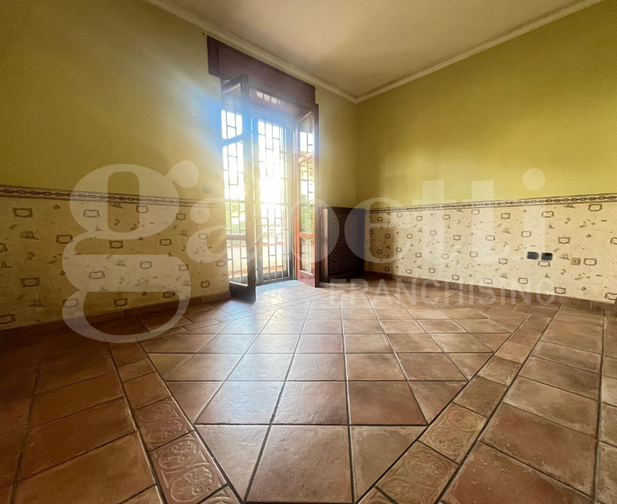 Villa - Image 7