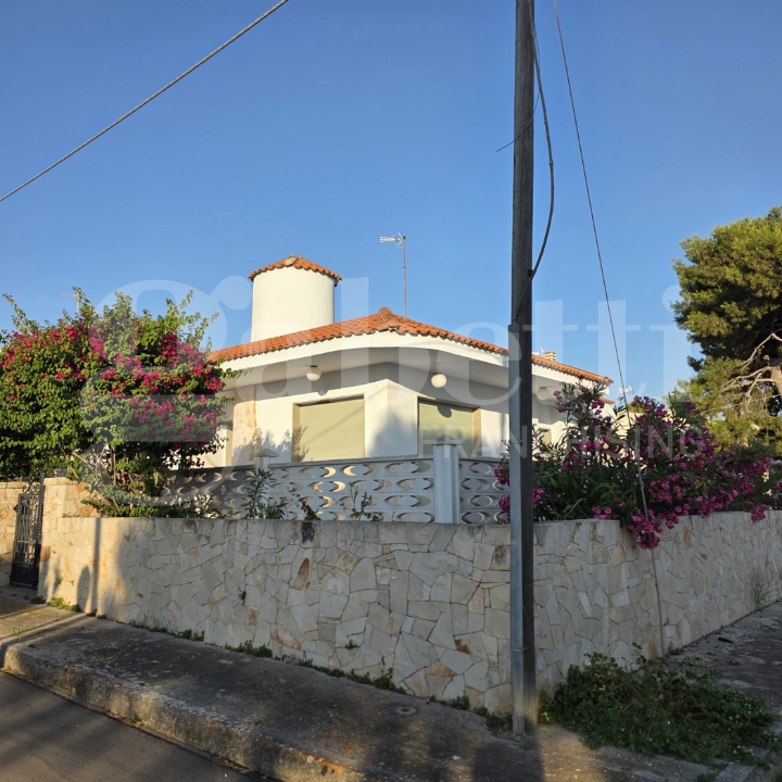 Villa - Image 2