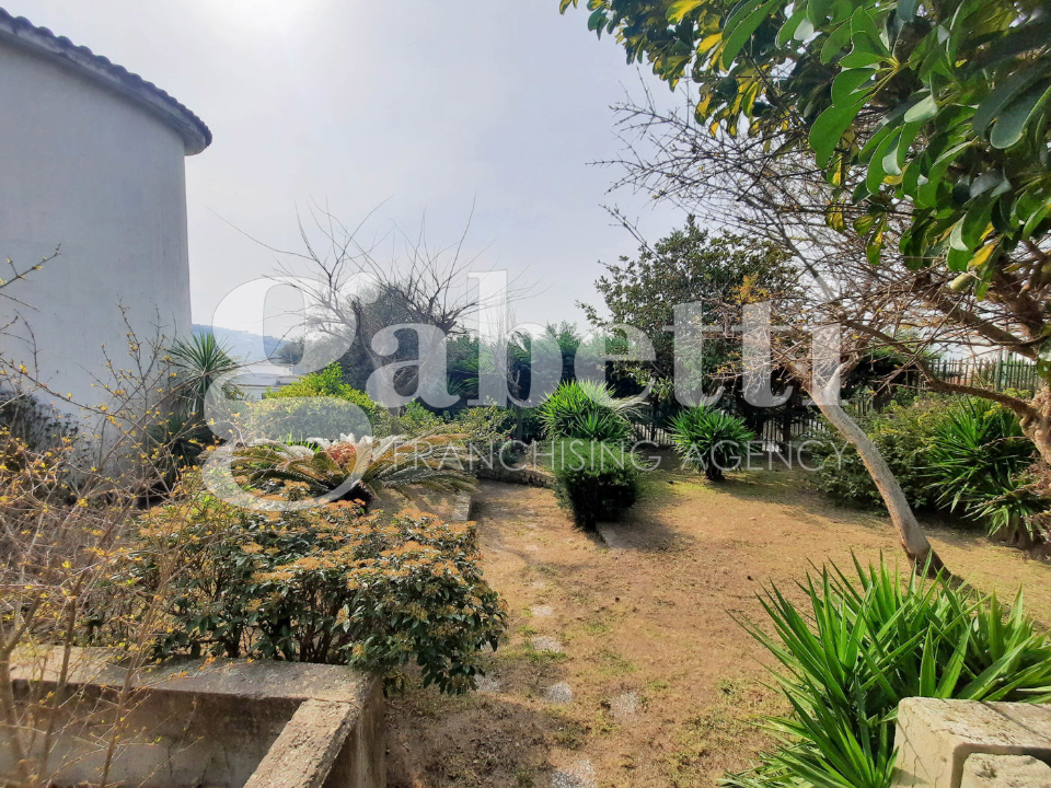 Villa - Image 13