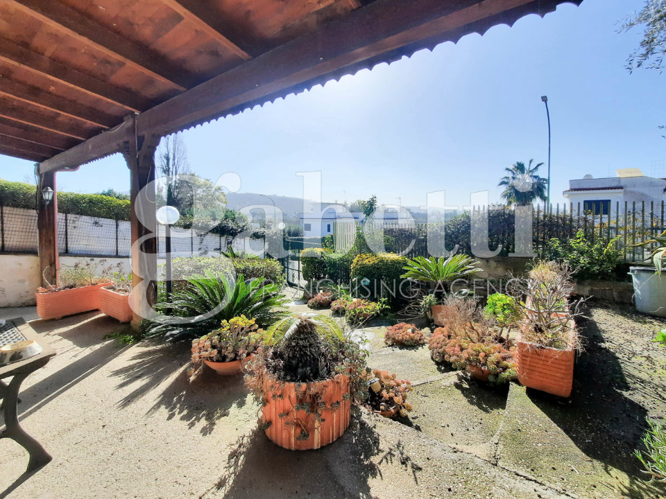 Villa - Image 4