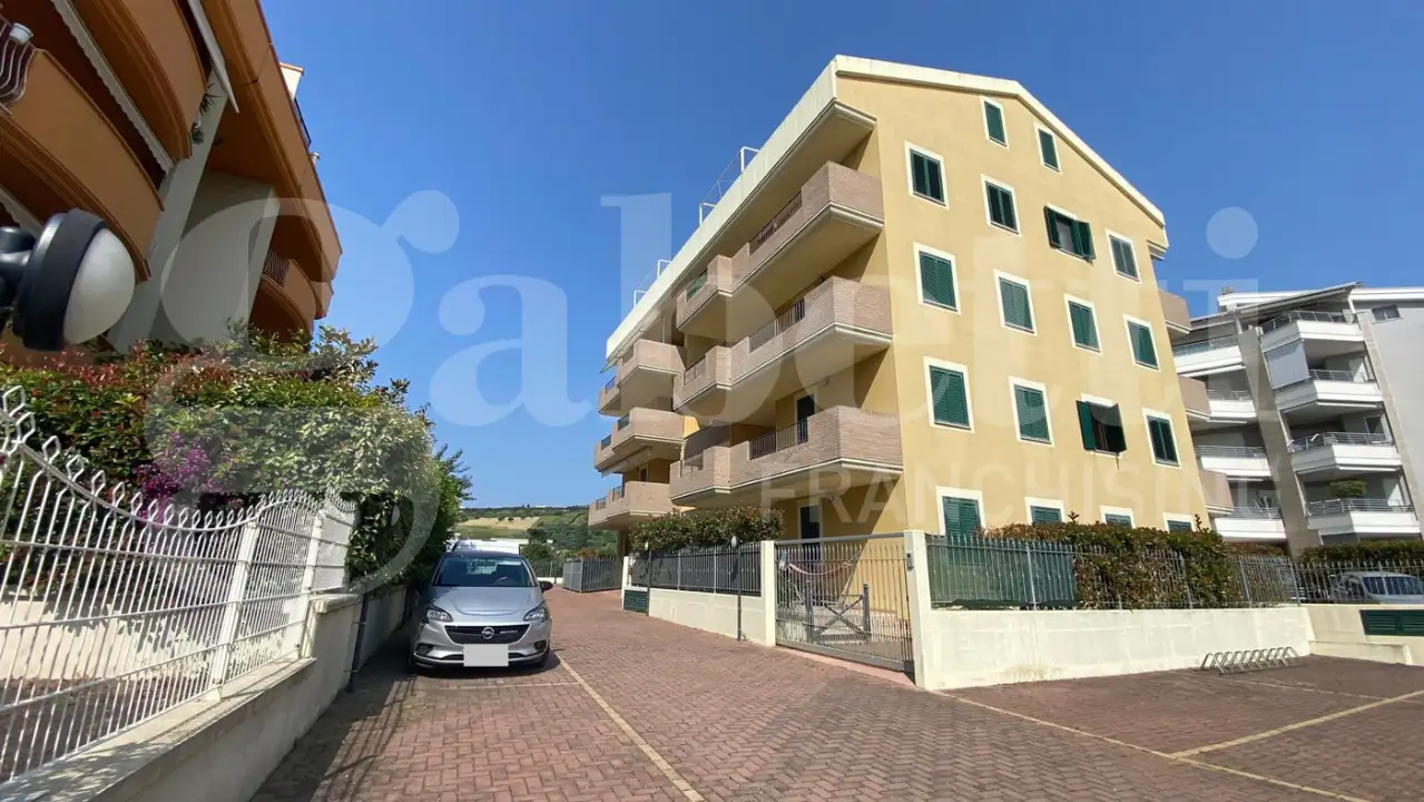 Posto Auto - Image 2