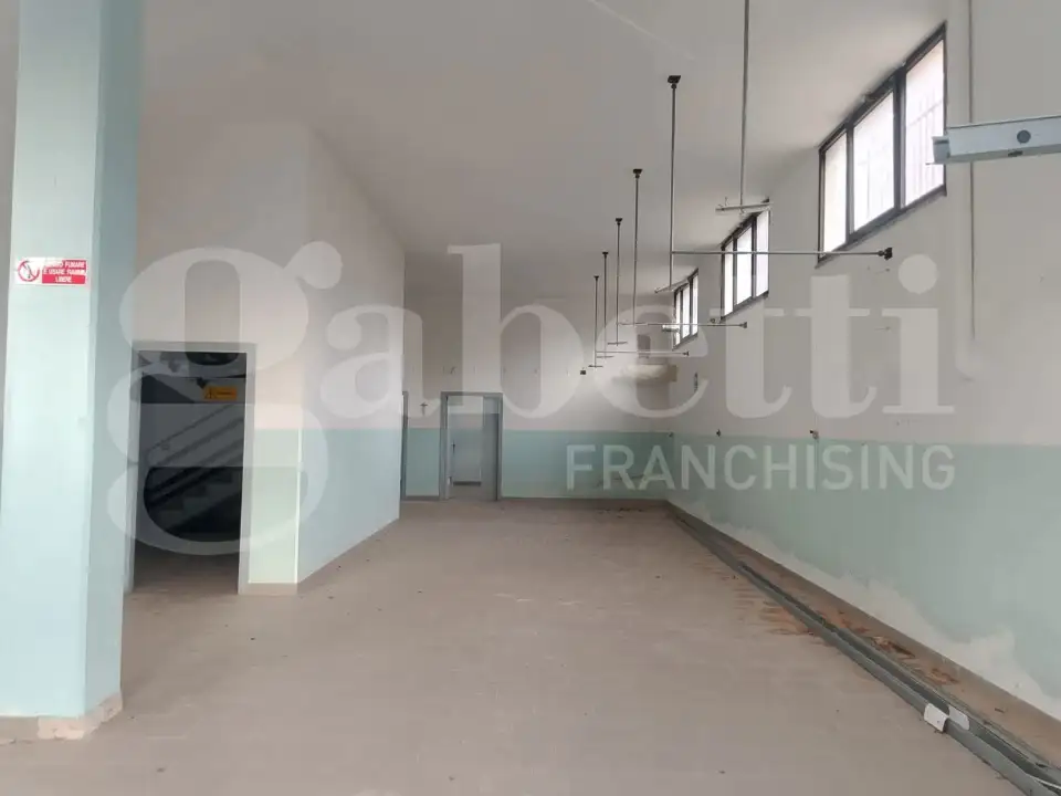 Capannone - Image 23