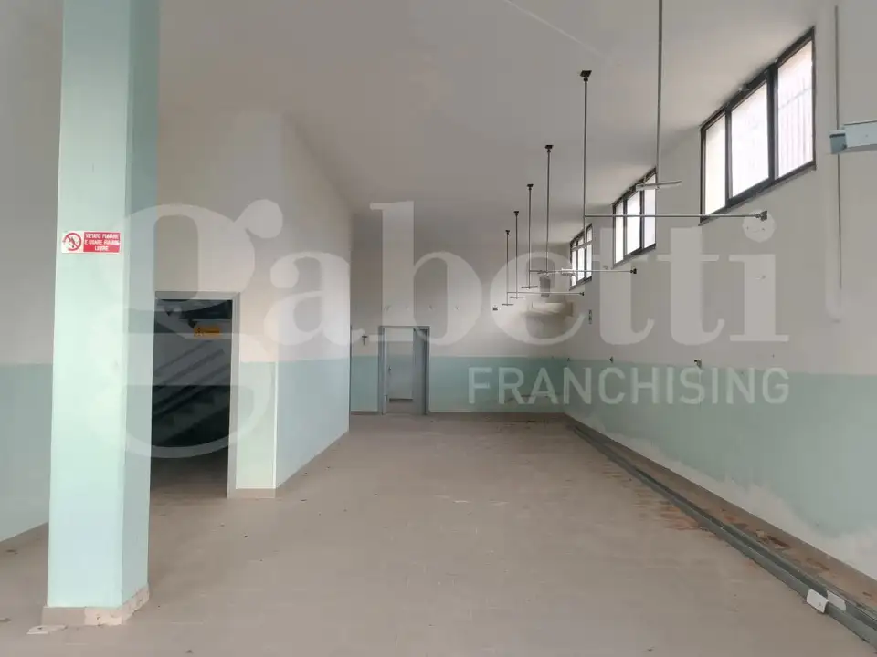 Capannone - Image 20