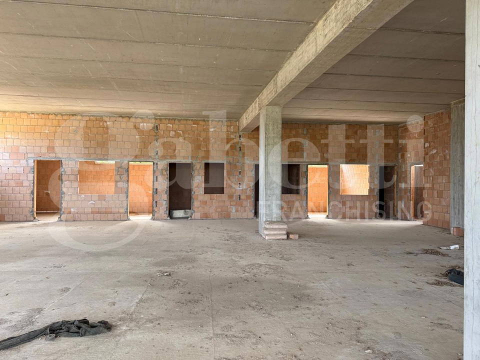 Capannone - Image 11