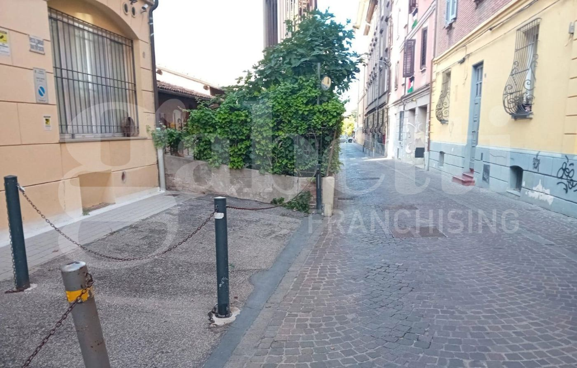 Posto Auto - Image 1