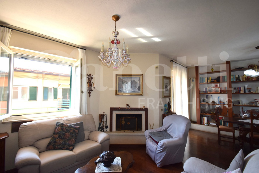 Villa - Image 8