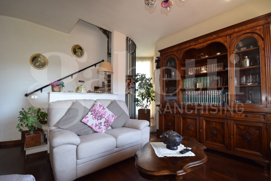 Villa - Image 6