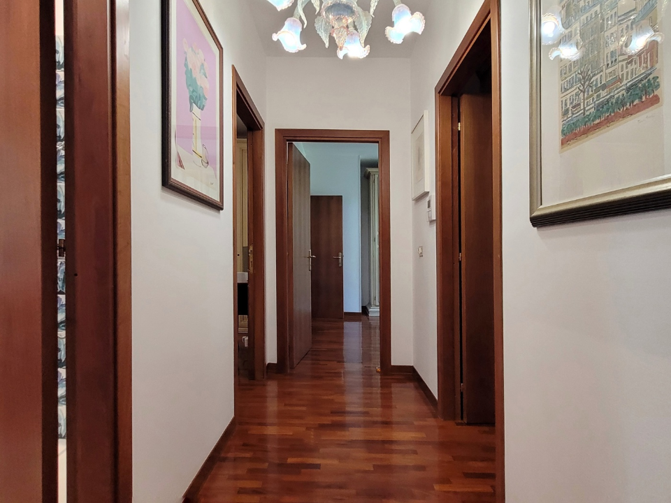 Villa - Image 16