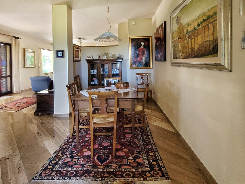 Villa - Image 11
