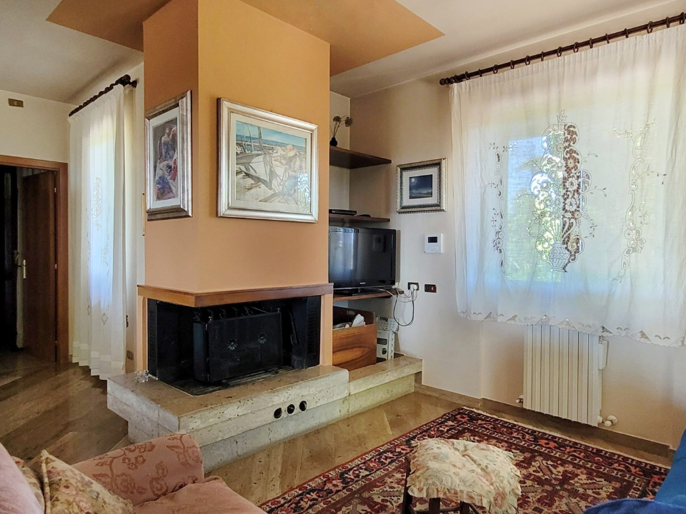 Villa - Image 8