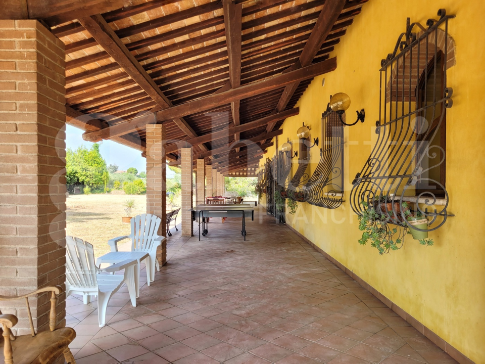 Villa - Image 3