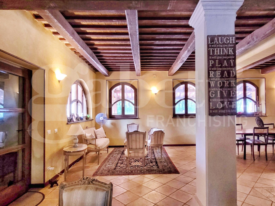 Villa - Image 7