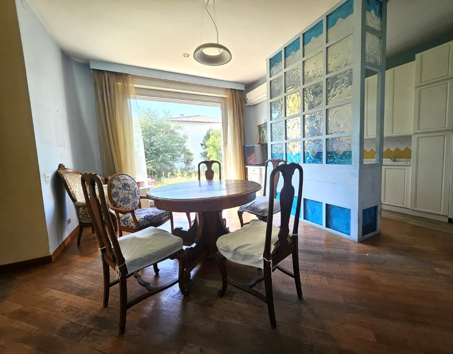 Villa - Image 4