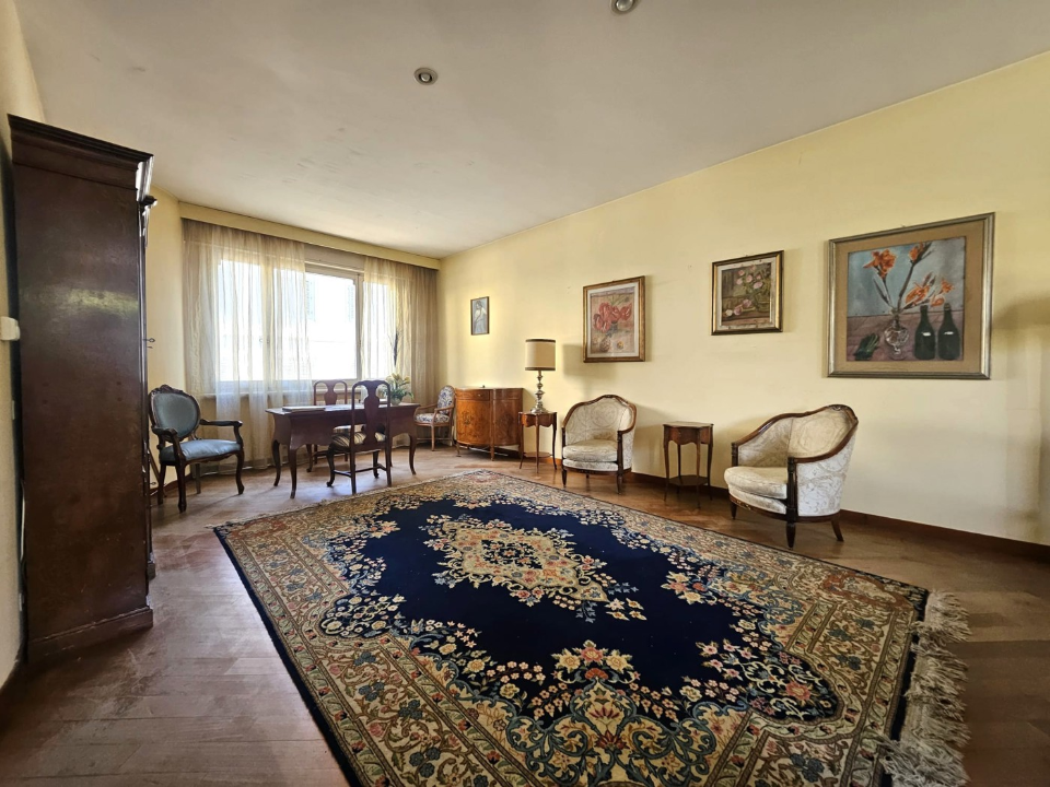 Villa - Image 3