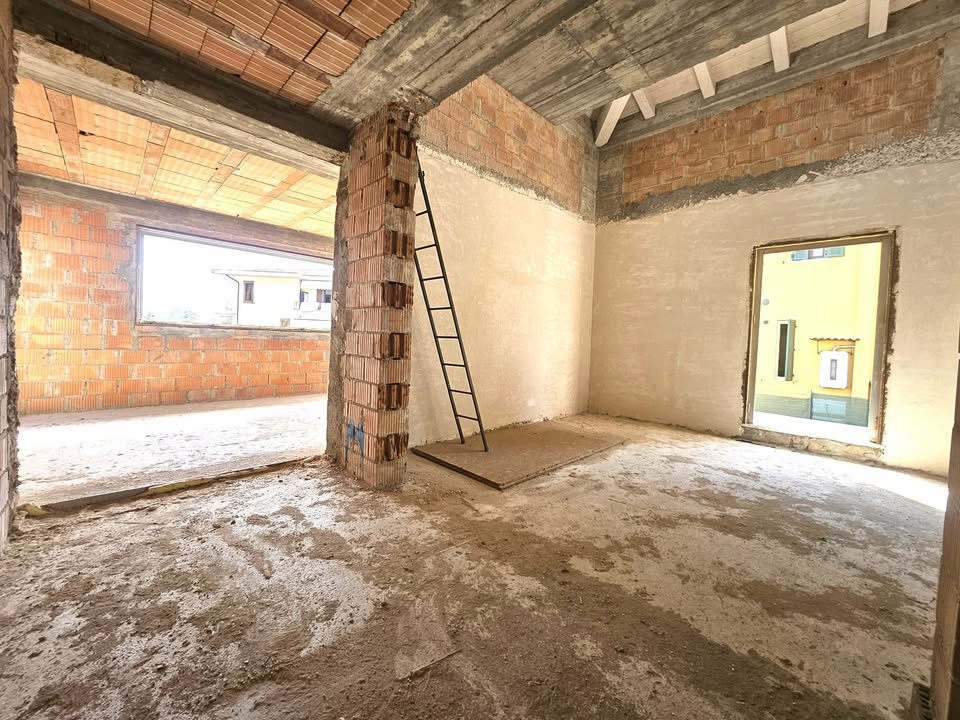 Villa - Image 5