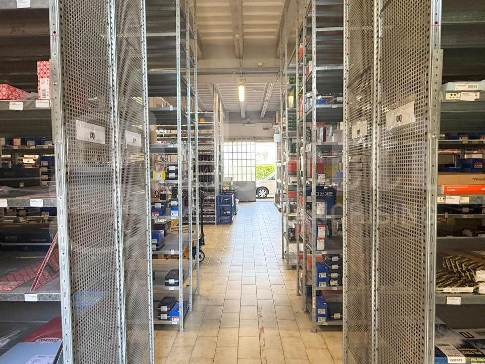Magazzino - Image 28