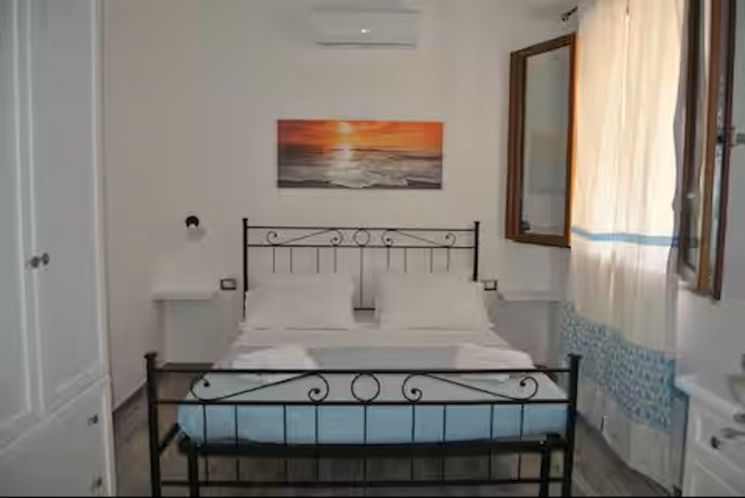 Villa - Image 11