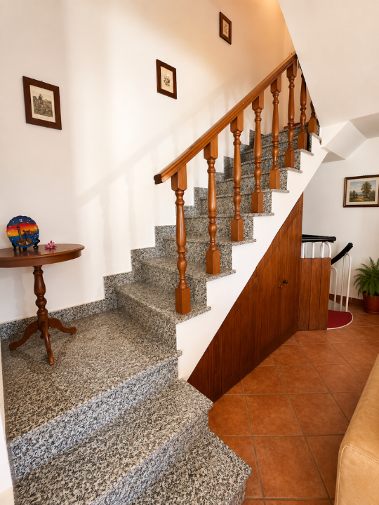 Villa - Image 11