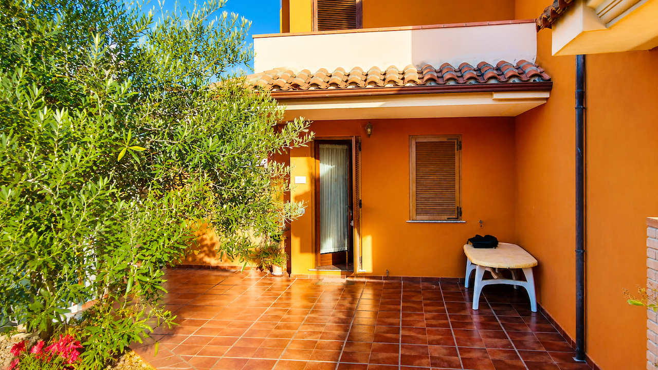 Villa - Image 3