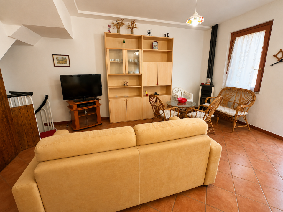 Villa - Image 4