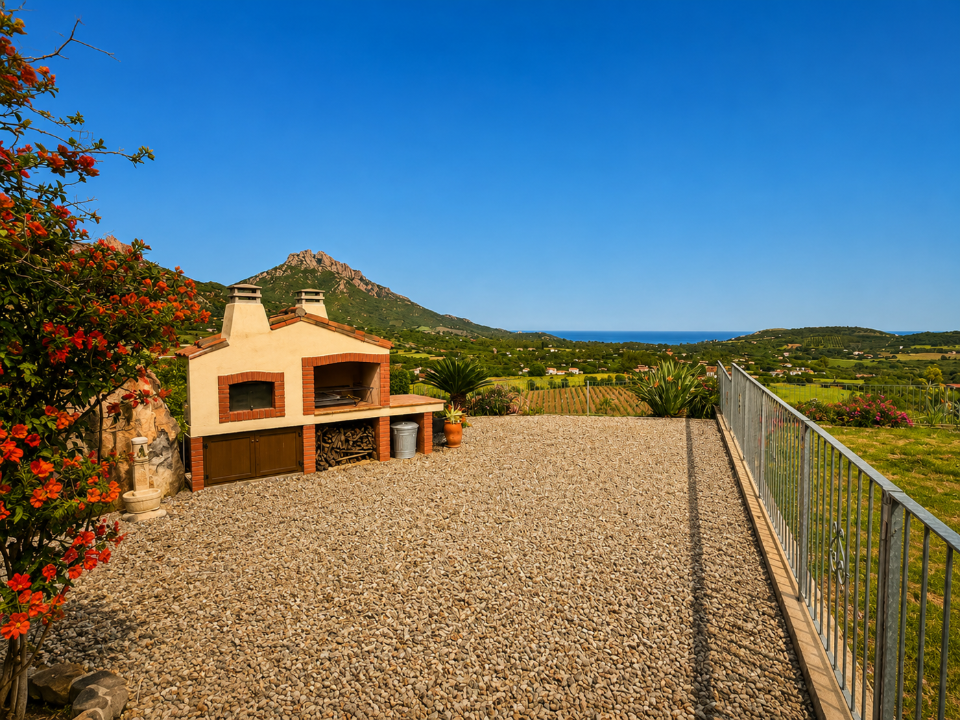 Villa - Image 1