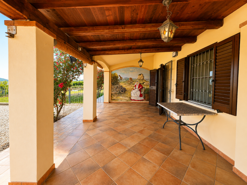 Villa - Image 4