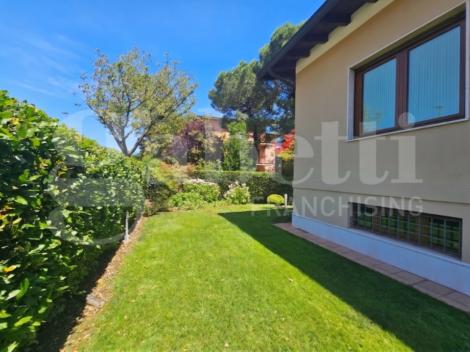 Villa - Image 7