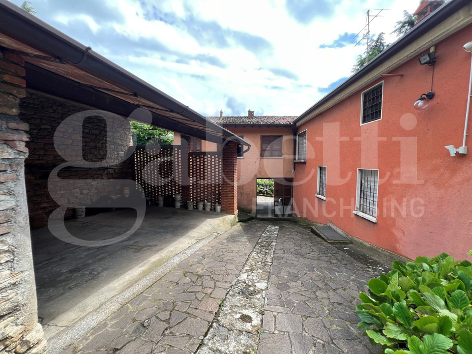 Villa - Image 5