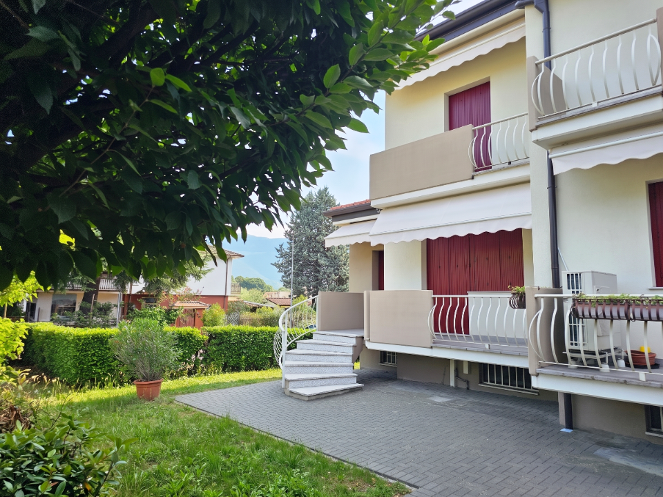 Villa - Image 3