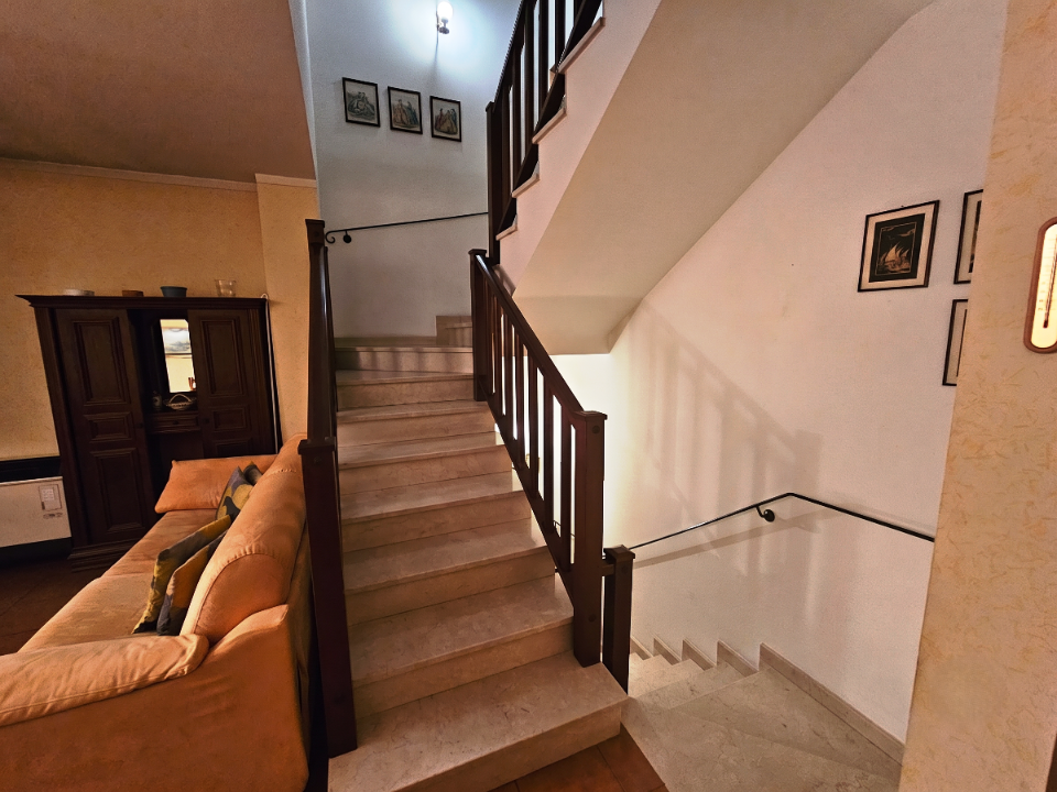 Villa - Image 14