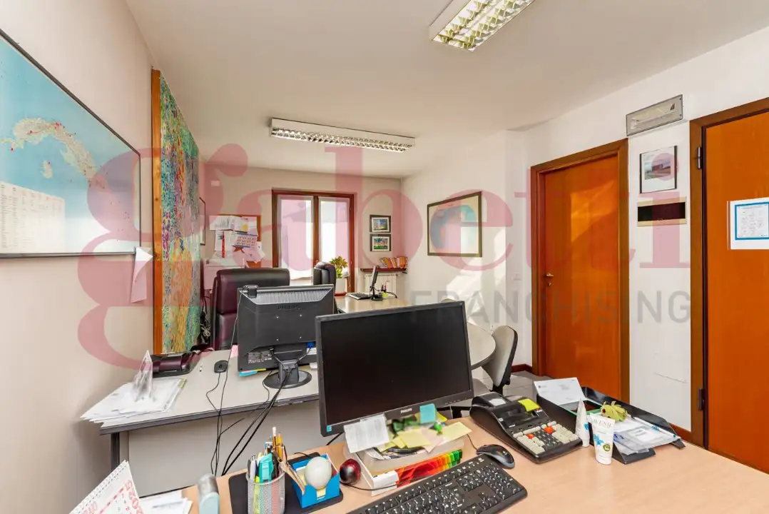 Ufficio - Image 11