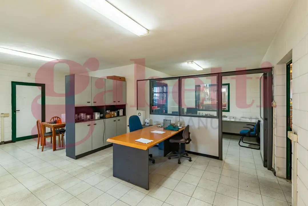 Capannone - Image 25