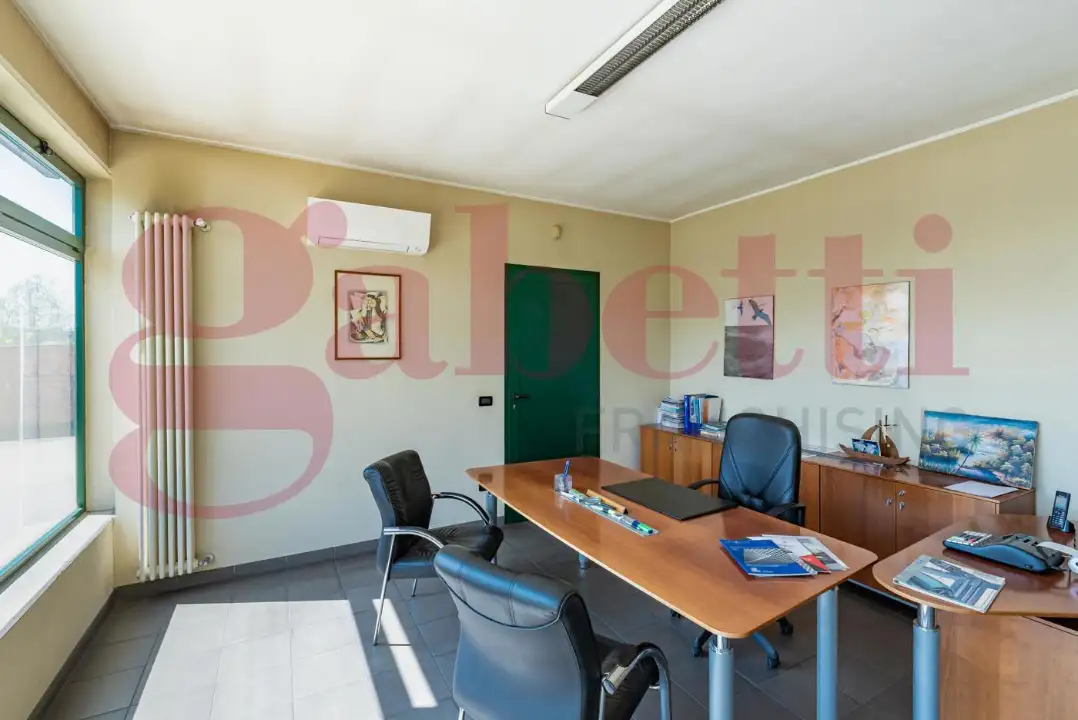 Capannone - Image 27