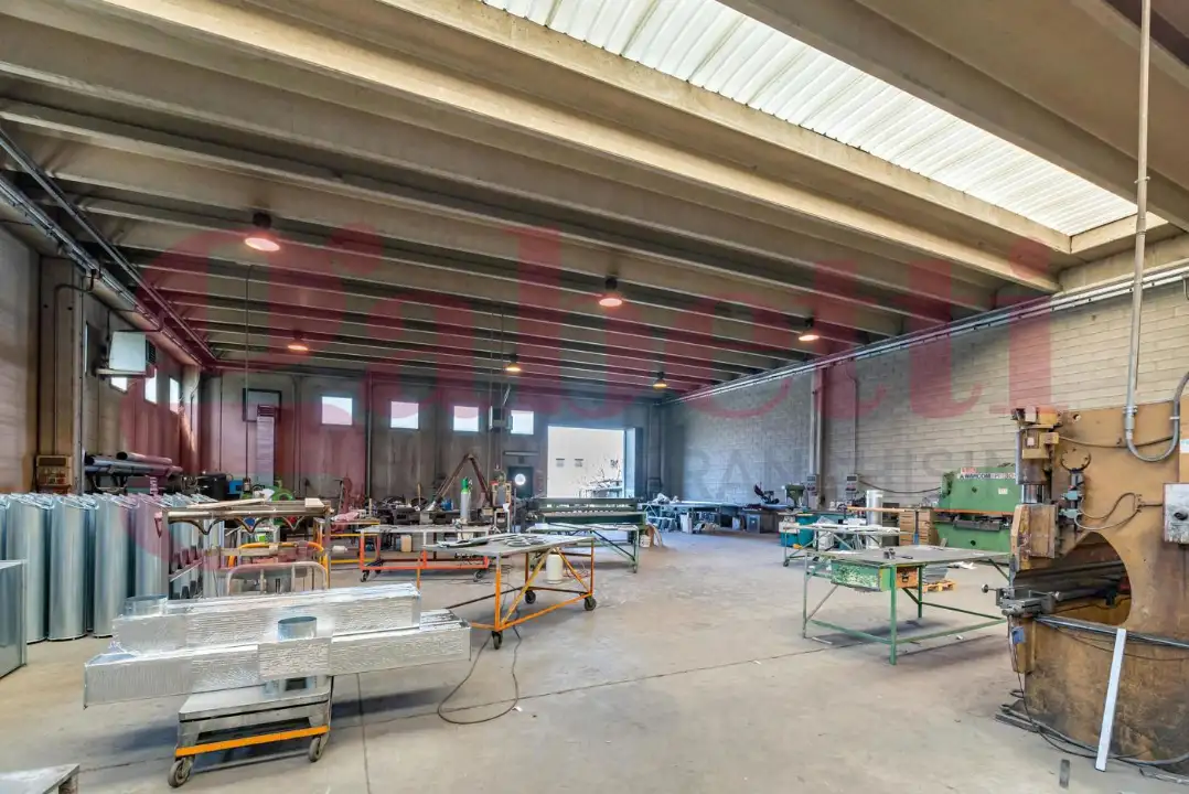 Capannone - Image 22