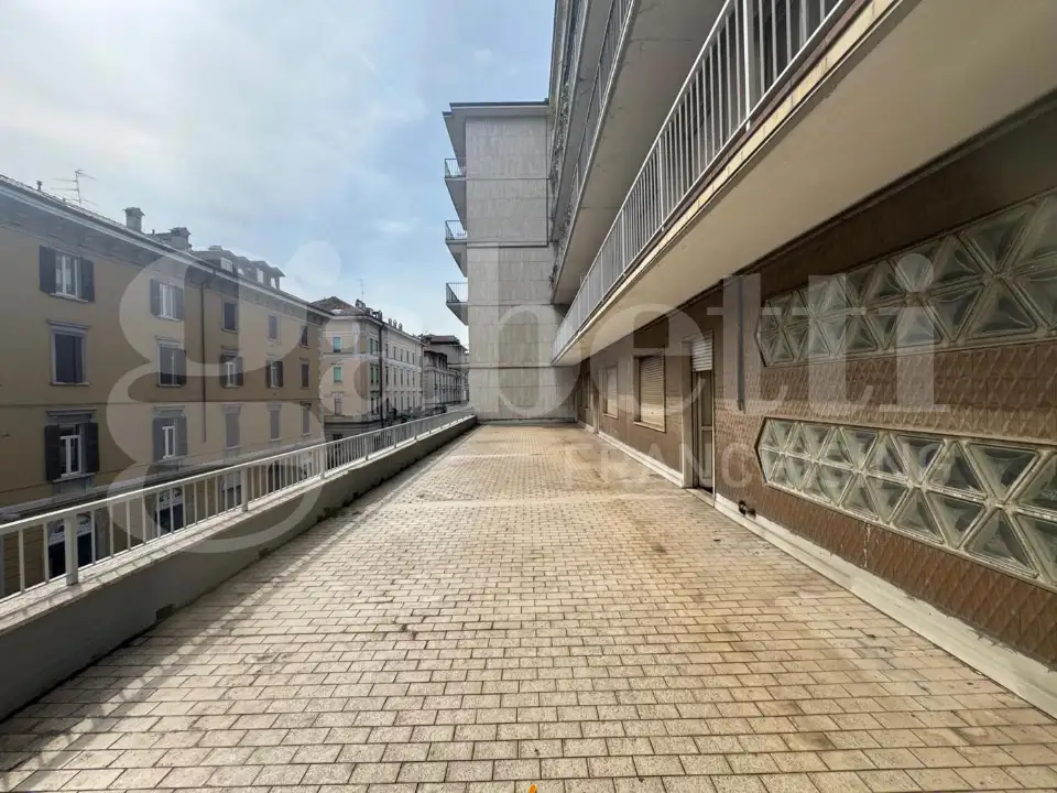 Edificio Direzionale - Image 19