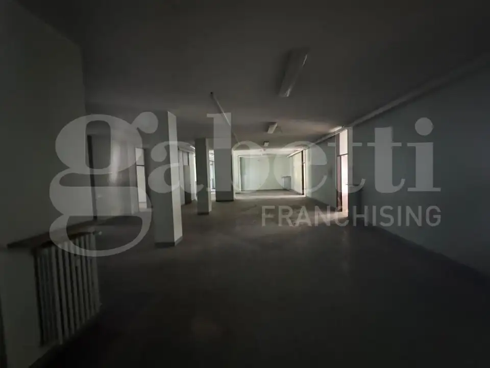 Edificio Direzionale - Image 18