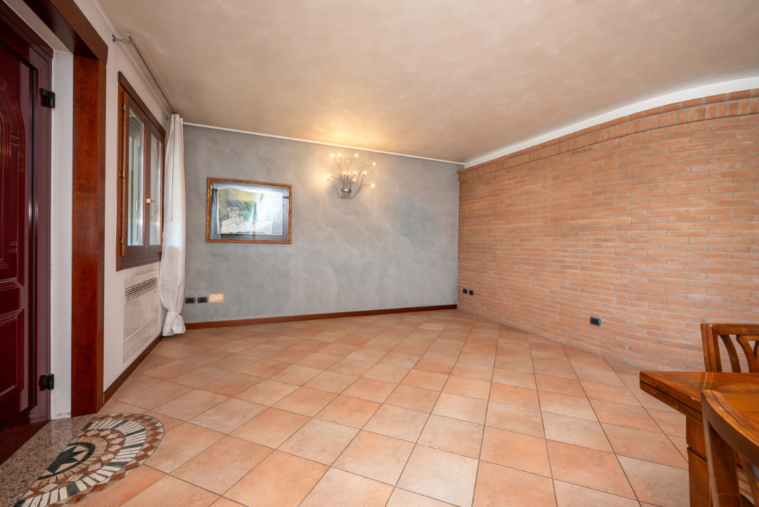 Villa - Image 13