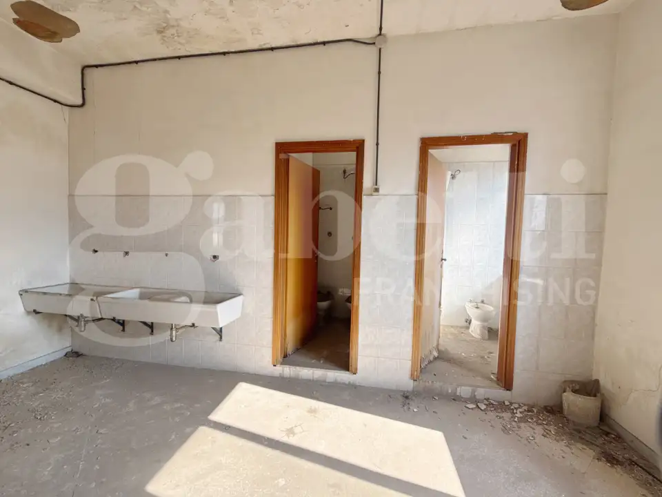 Capannone - Image 30